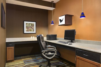 Comfort Inn & Suites Oklahoma City North - Quail Springs,Oklahoma>>Edmond,3 star