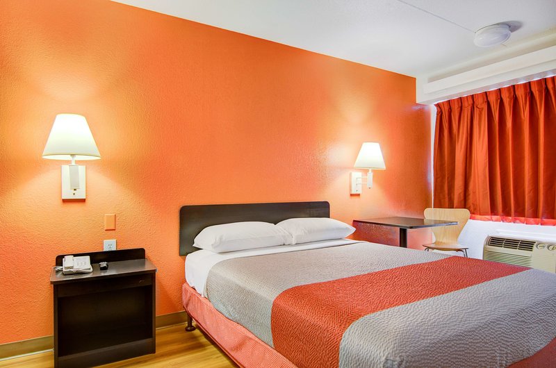 motel 6 springfield mo north