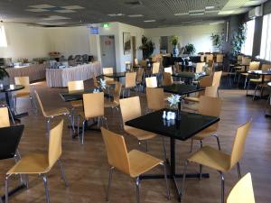 Devere Hotel,Kings Cross>>Elizabeth Bay,4 star
