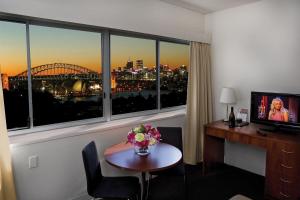 Macleay Hotel,Homebush Bay>>Elizabeth Bay,4 star