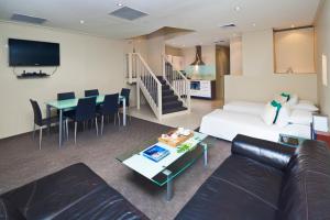 Best Western Plus Hotel Stellar,In Surry Hills (Sydney Central Business District),4 star