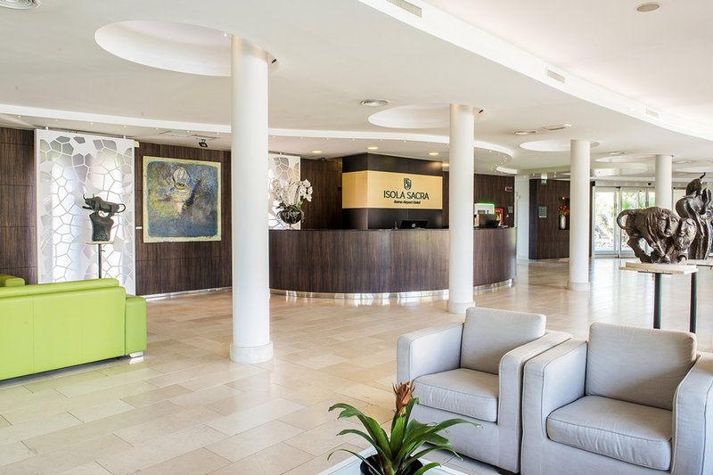 hotel isola sacra rome airport