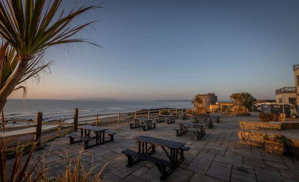Shoreline Hotel,Near Donabate Golf Club,3 star