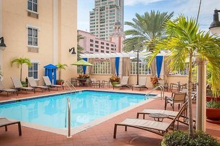 Hampton Inn & Suites St. Petersburg/Downtown,St. Pete Beach>>Pinellas County,3 star