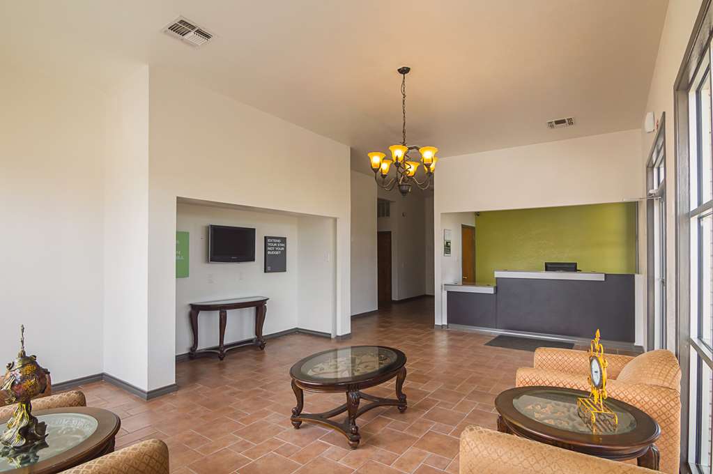 studio 6 tyler tx