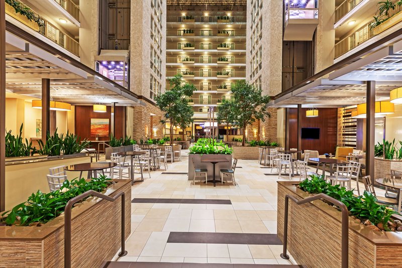 embassy suites by hilton dallas market center