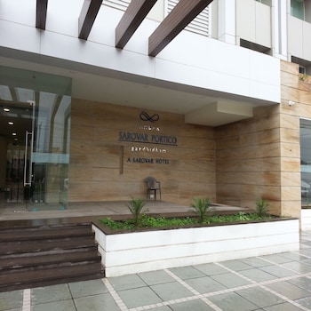 ambar sarovar portico
