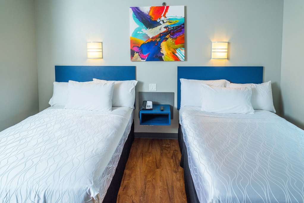 studio z ascend hotel collection