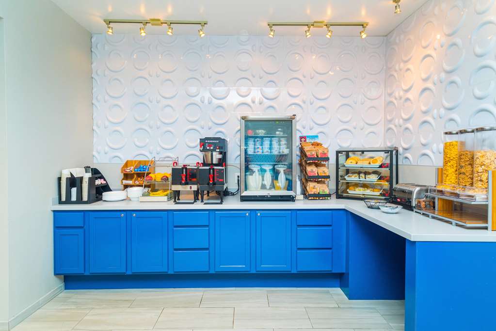 studio z ascend hotel collection