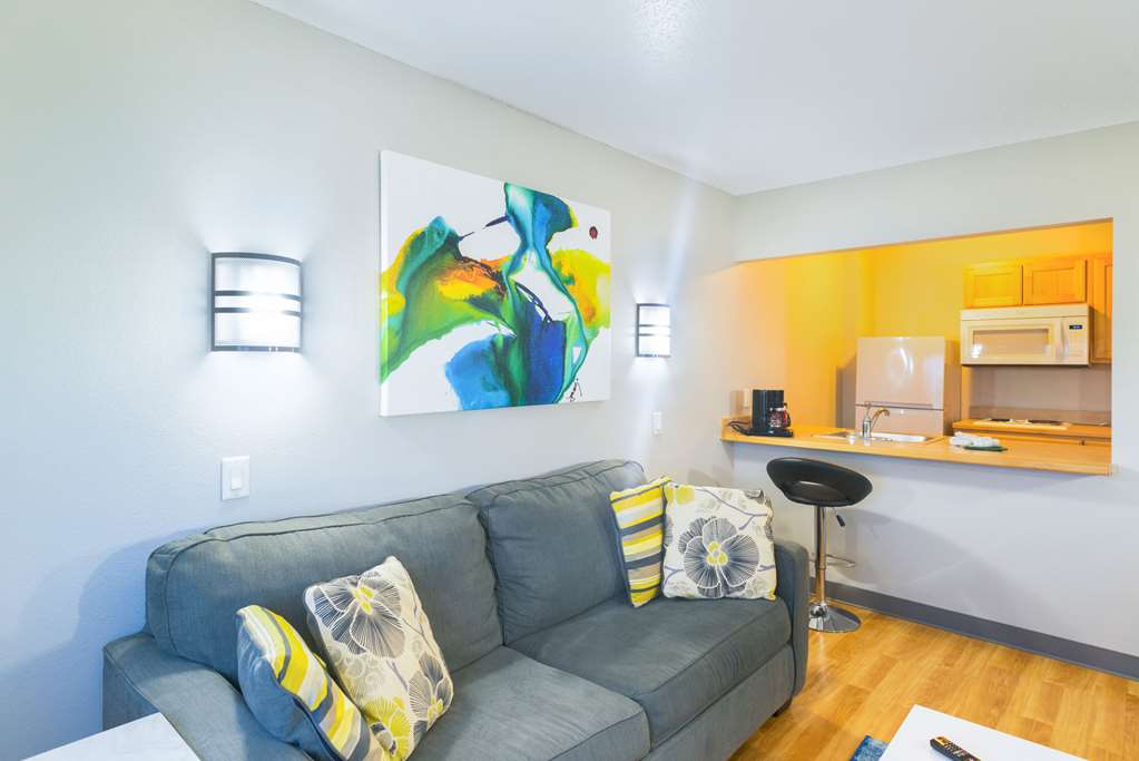 studio z ascend hotel collection