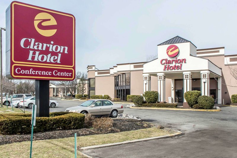 clarion hotel and conference center