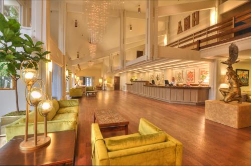 ashland hills hotel and suites