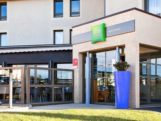 Ibis Styles Clermont Ferrand Le Brezet Aeroport,Near Musee D'art Roger-Quillot,3 star