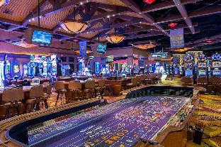 Silverton Casino Lodge - Newly Renovated,Downtown Las Vegas>>Clark County,4 star