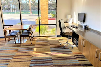 fairfield inn las vegas convention center