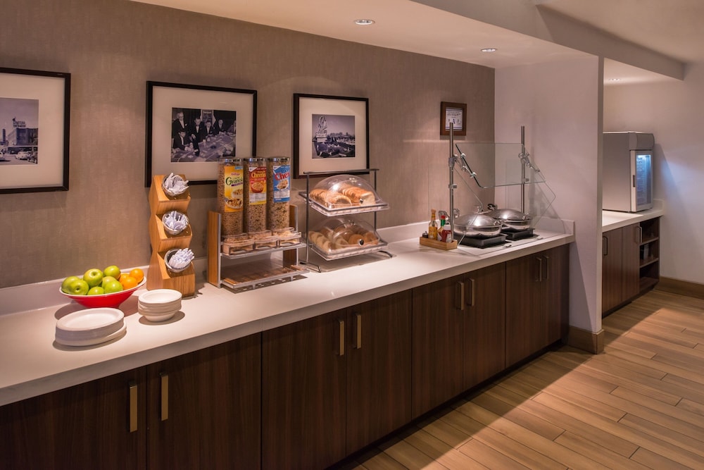 fairfield inn las vegas convention center