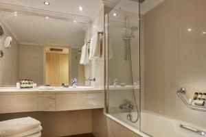 grecian bay hotel