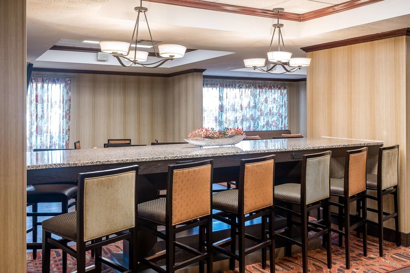 hampton inn parkersburg mineral wells