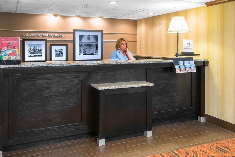 hampton inn parkersburg mineral wells
