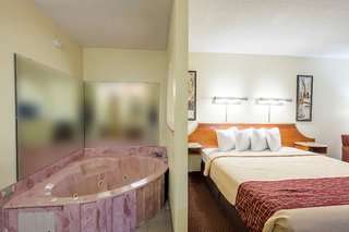 red roof inn clarksville
