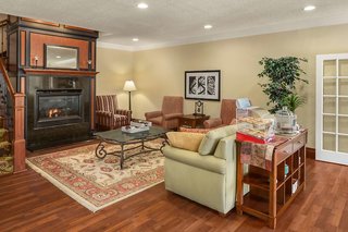 Country Inn & Suites By Radisson, Bloomington-Normal Airport, Il,Illinois>>Bloomington,3 star