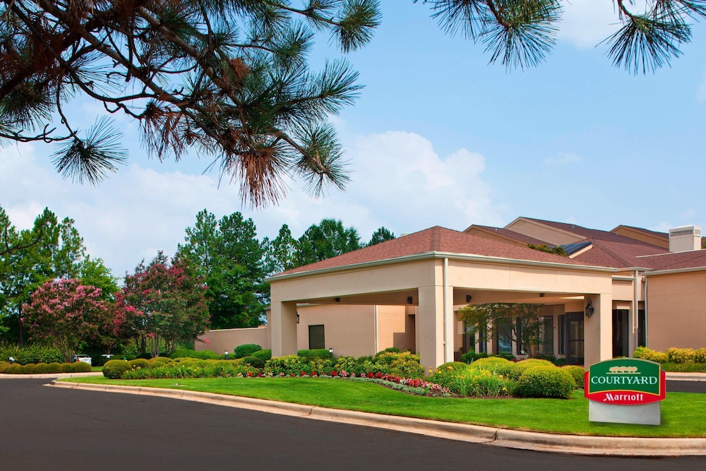 courtyard by marriott huntsville university drive