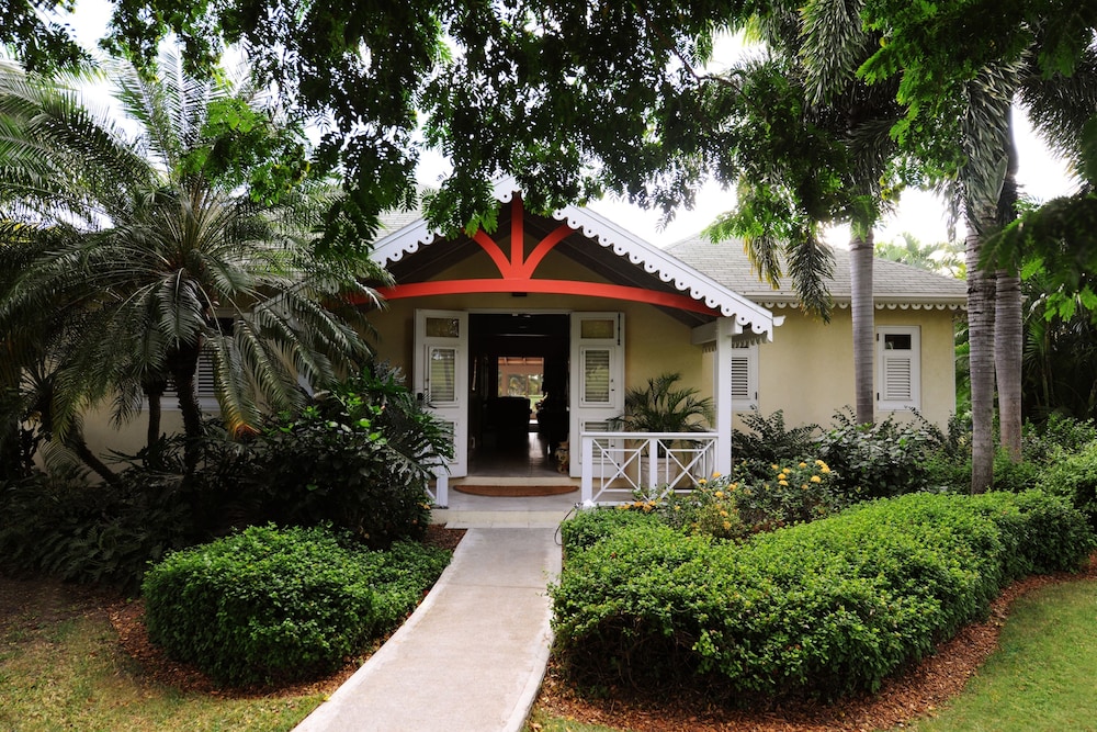 four seasons resort nevis