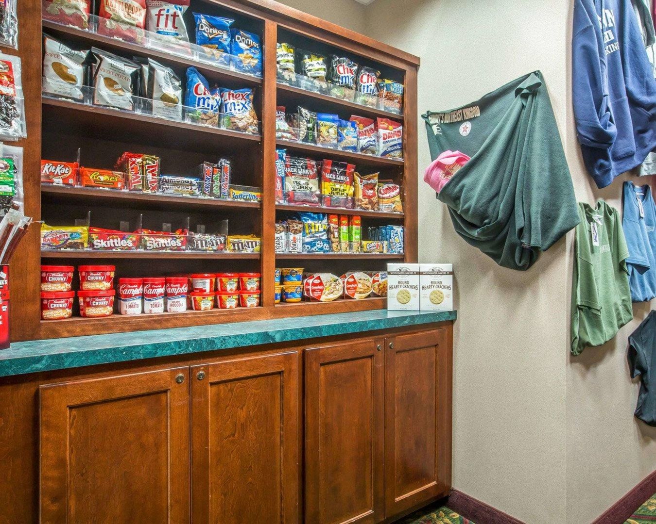 comfort inn and suites near burke mountain