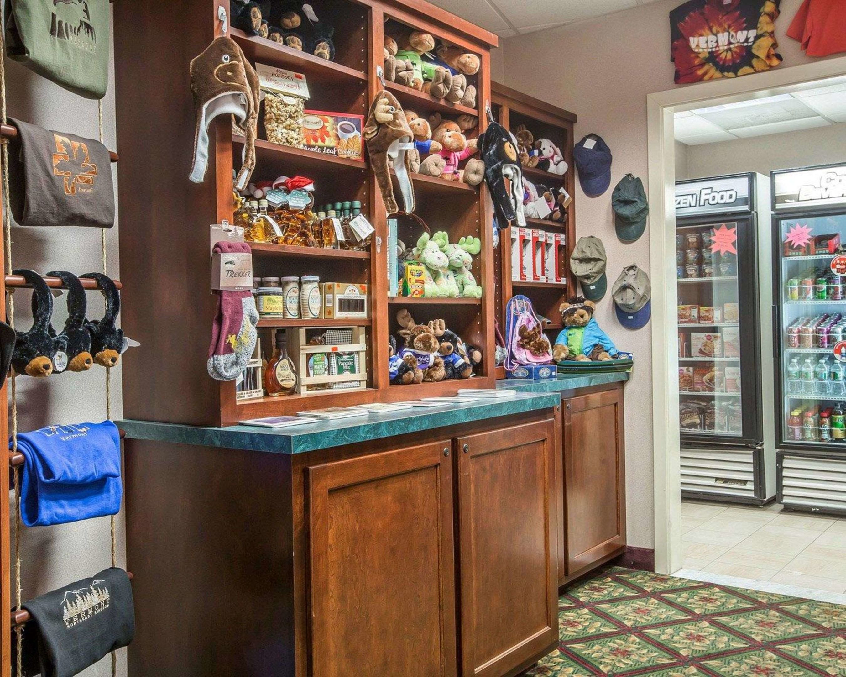 comfort inn and suites near burke mountain