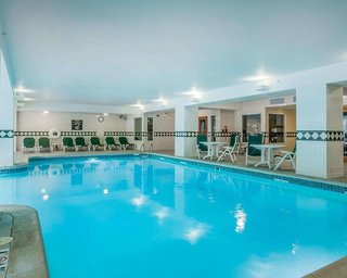 comfort inn and suites near burke mountain
