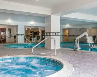 comfort inn and suites near burke mountain
