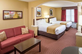Comfort Inn & Suites Near Burke Mountain,Monroe>>Lisbon,3 star