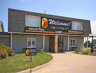 Super 8 Walnut,2109 Antique City Dr, Walnut,51577,2 star