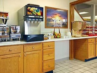 super 8 walnut