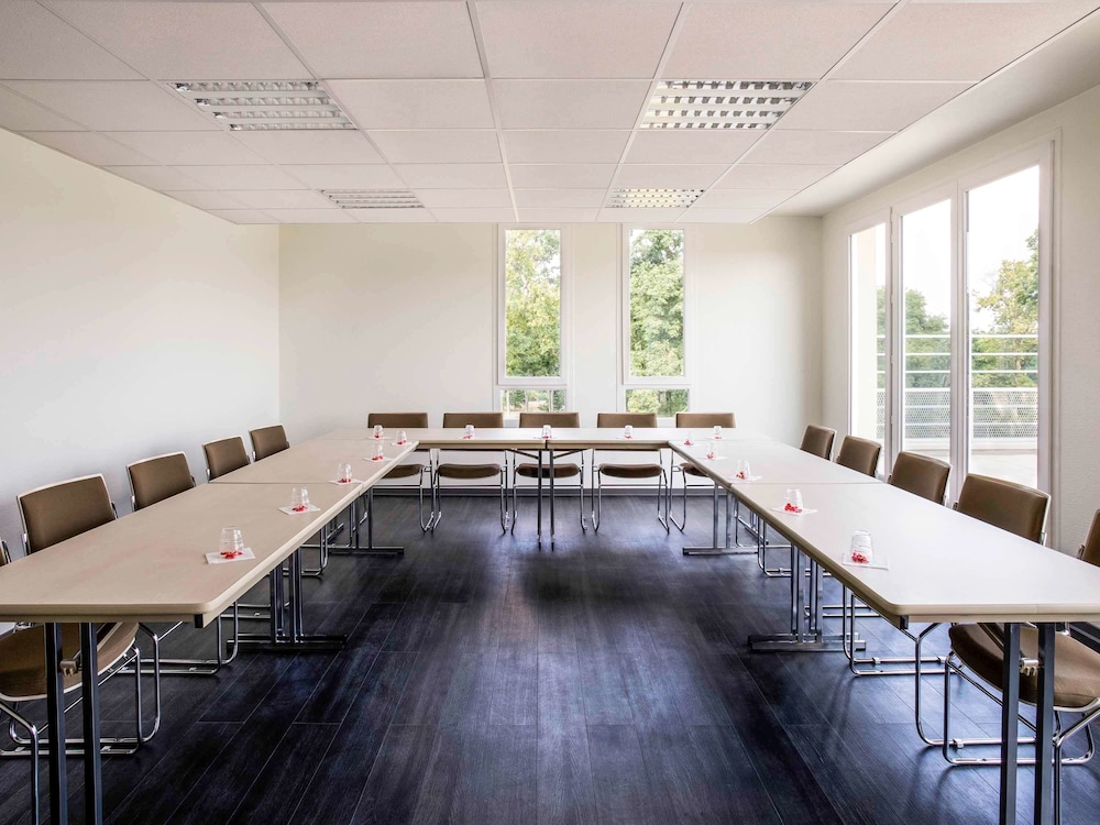 ibis paris meudon velizy