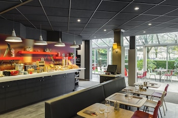 ibis paris meudon velizy