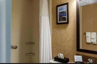 Quality Hotel & Suites,Gander>>Charlottetown,3 star