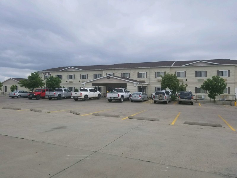 days inn and suites williston