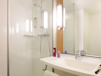 ibis paris gare de lyon ledru rollin 12eme