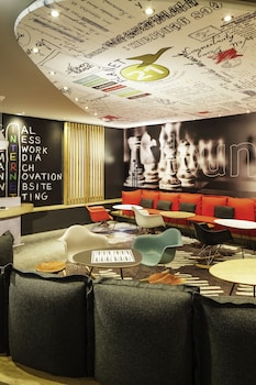 ibis paris gare de lyon ledru rollin 12eme