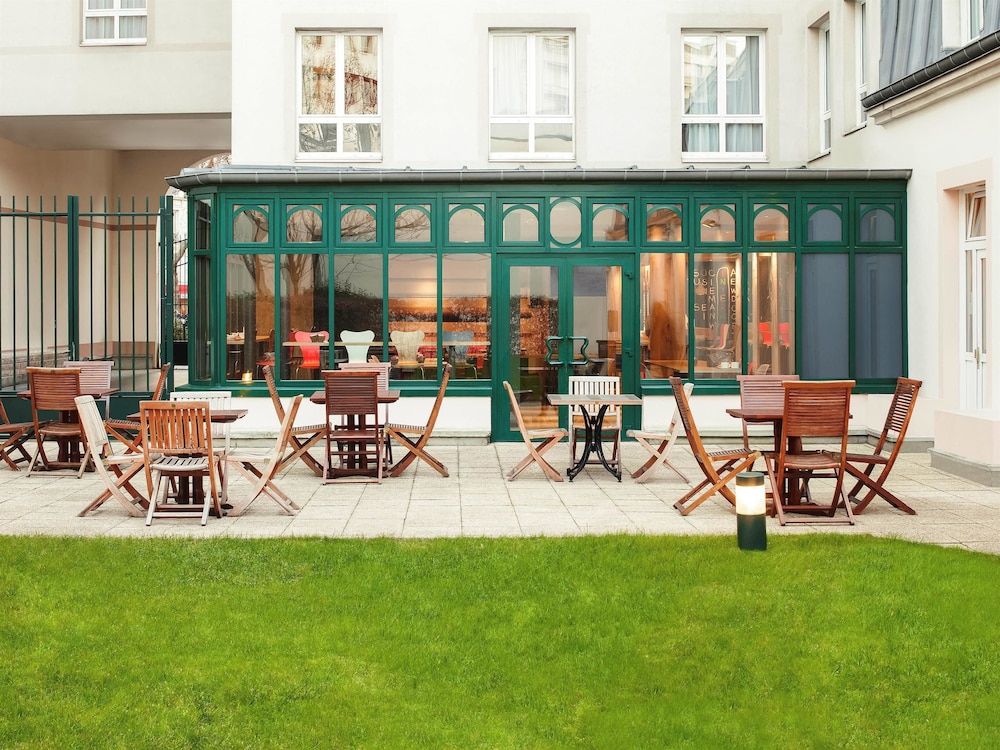 ibis paris gare de lyon ledru rollin 12eme