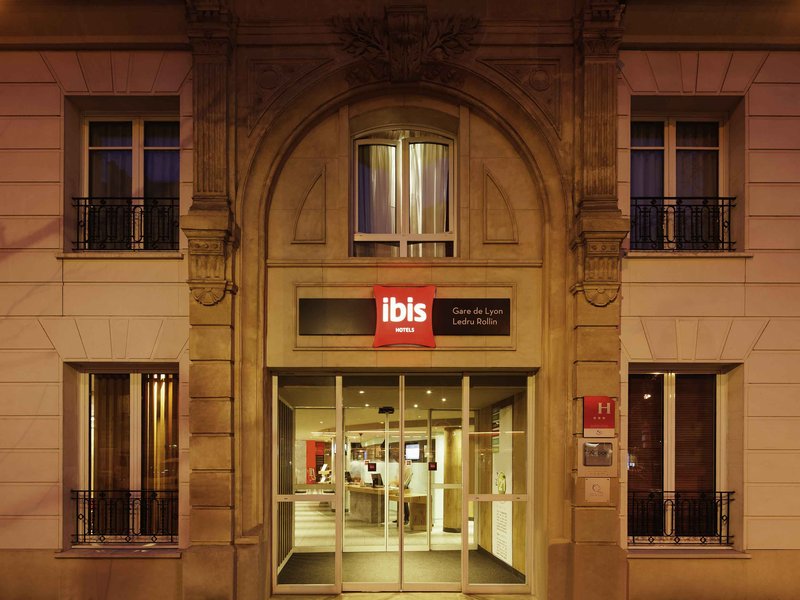ibis paris gare de lyon ledru rollin 12eme