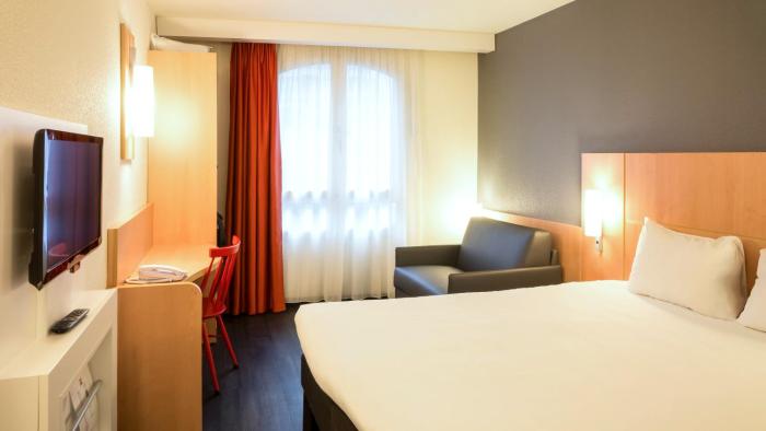 ibis paris gare de lyon ledru rollin 12eme