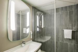 ibis paris gare de lyon ledru rollin 12eme