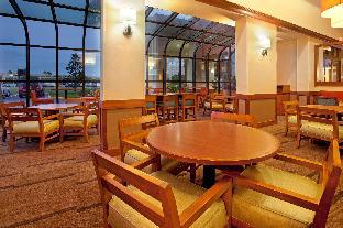 Hyatt Place Across From Universal Orlando Resort,Near <B>Universal Studios Florida</B>Â„¢,3 star