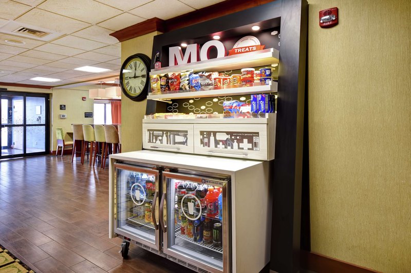 hampton inn st louis westport