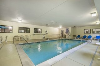 Comfort Suites St Charles - St Louis,Frontier Township>>Alton,3 star