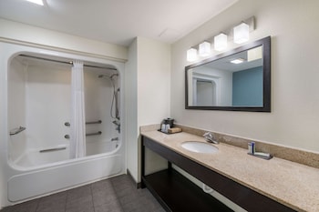 sleep inn and suites chesapeake portsmouth