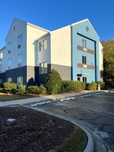 country inn and suites by radisson lsu medical corridor