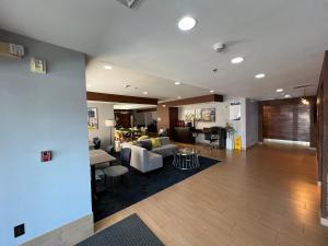 country inn and suites by radisson lsu medical corridor